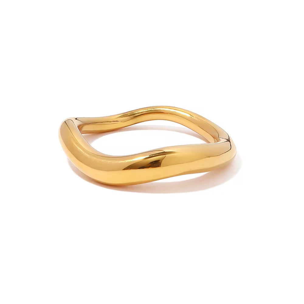 Gold Fine Wavy Ring | Waterproof